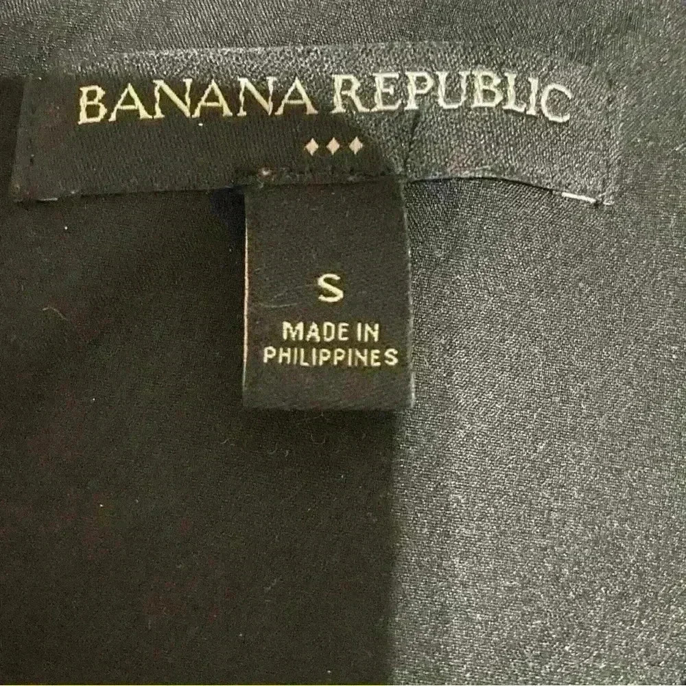 Banana Republic Cropped Ecovero Button Back Top - Picture 7 of 9